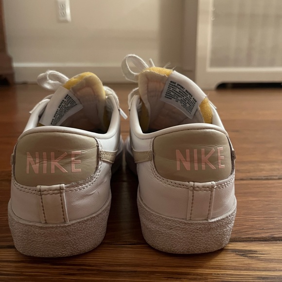 Low top Nike Blazers - Picture 4 of 4